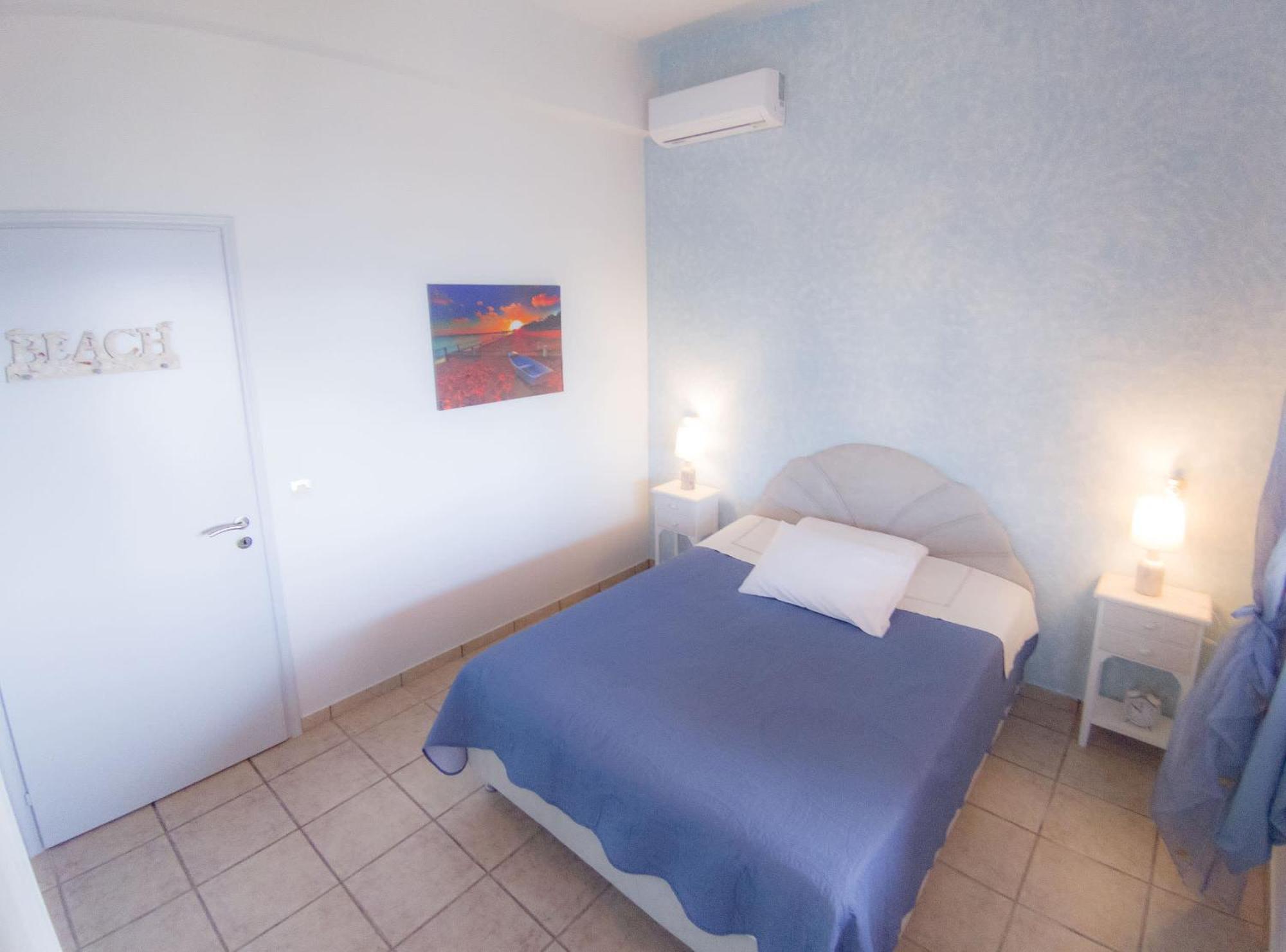 Shades Of Blue Villa Kaloi Liménes Dış mekan fotoğraf