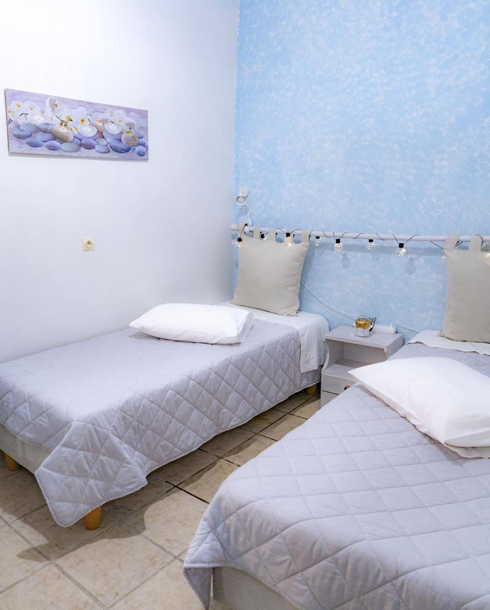 Shades Of Blue Villa Kaloi Liménes Dış mekan fotoğraf